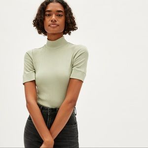 Everlane Short-sleeve Mock-turtleneck
